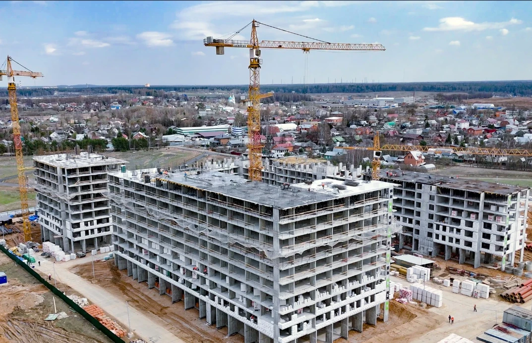 Апрель 2025